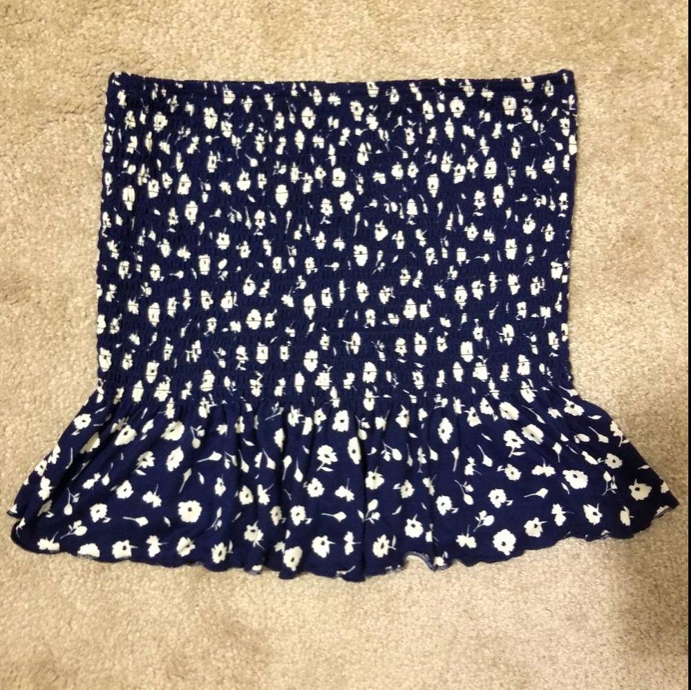 Blue & White crop top